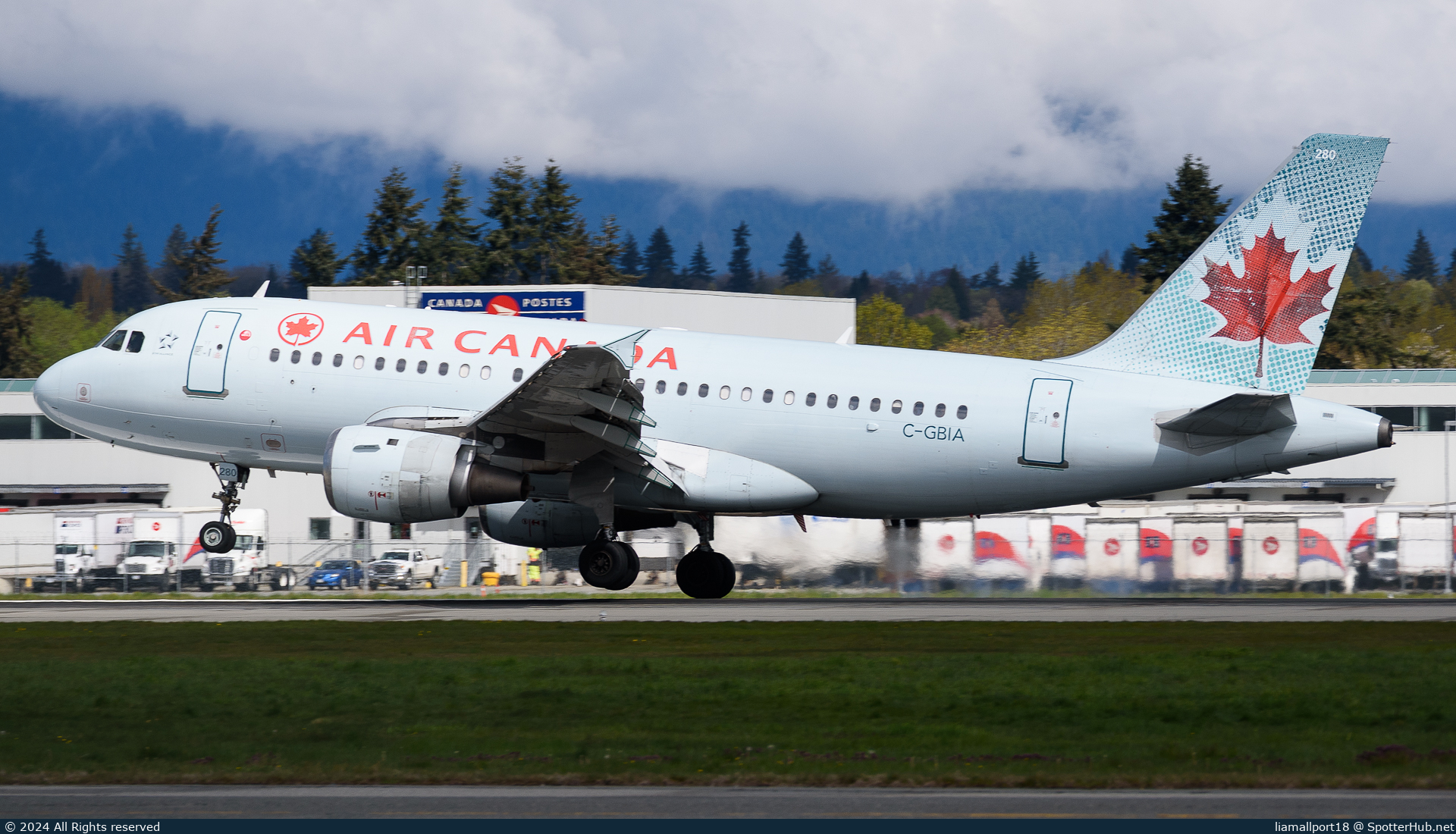 Photo of C-GBIA - Airbus A319-114 operated by Air Canada