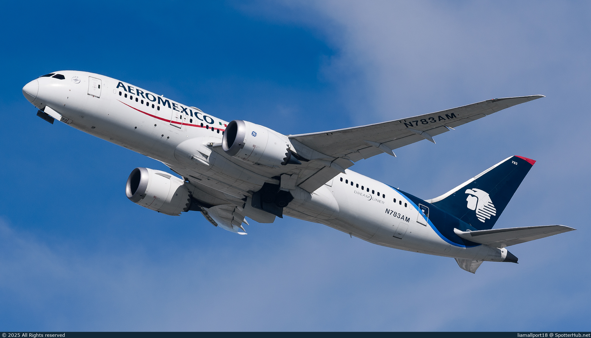 Photo of N783AM - Boeing 787-8 Dreamliner operated by Aeroméxico