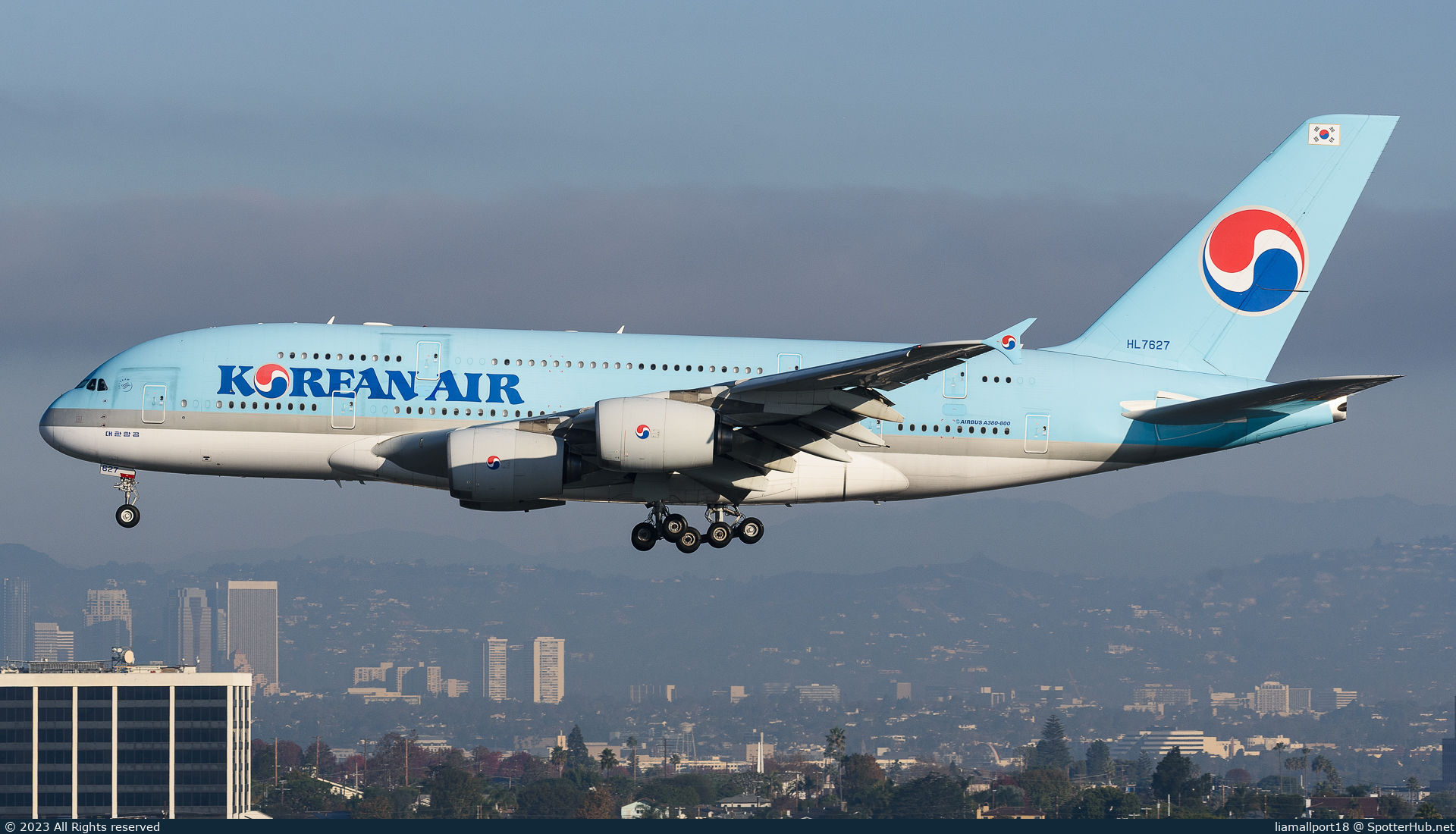 Photo of HL7627 - Airbus A380-861 operated by Korean Air