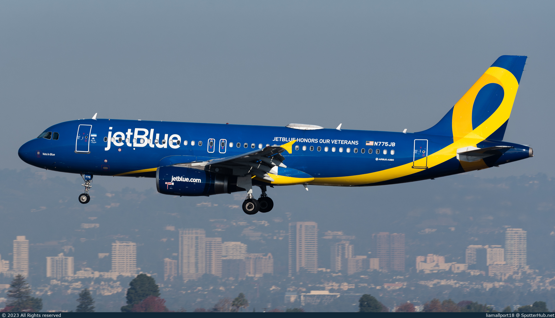 Photo of N775JB - Airbus A320-232 operated by jetBlue Airways