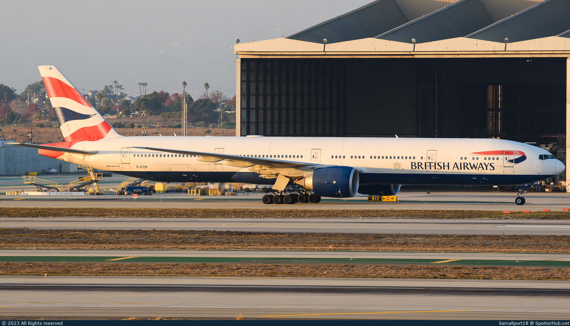 Photo of G-STBI - Boeing 777-336(ER) operated by British Airways