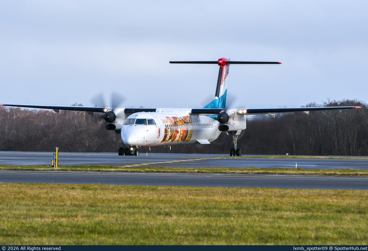 Photo of LX-LGF - Bombardier DHC-8-402 Dash 8 Q400 operated by Luxair