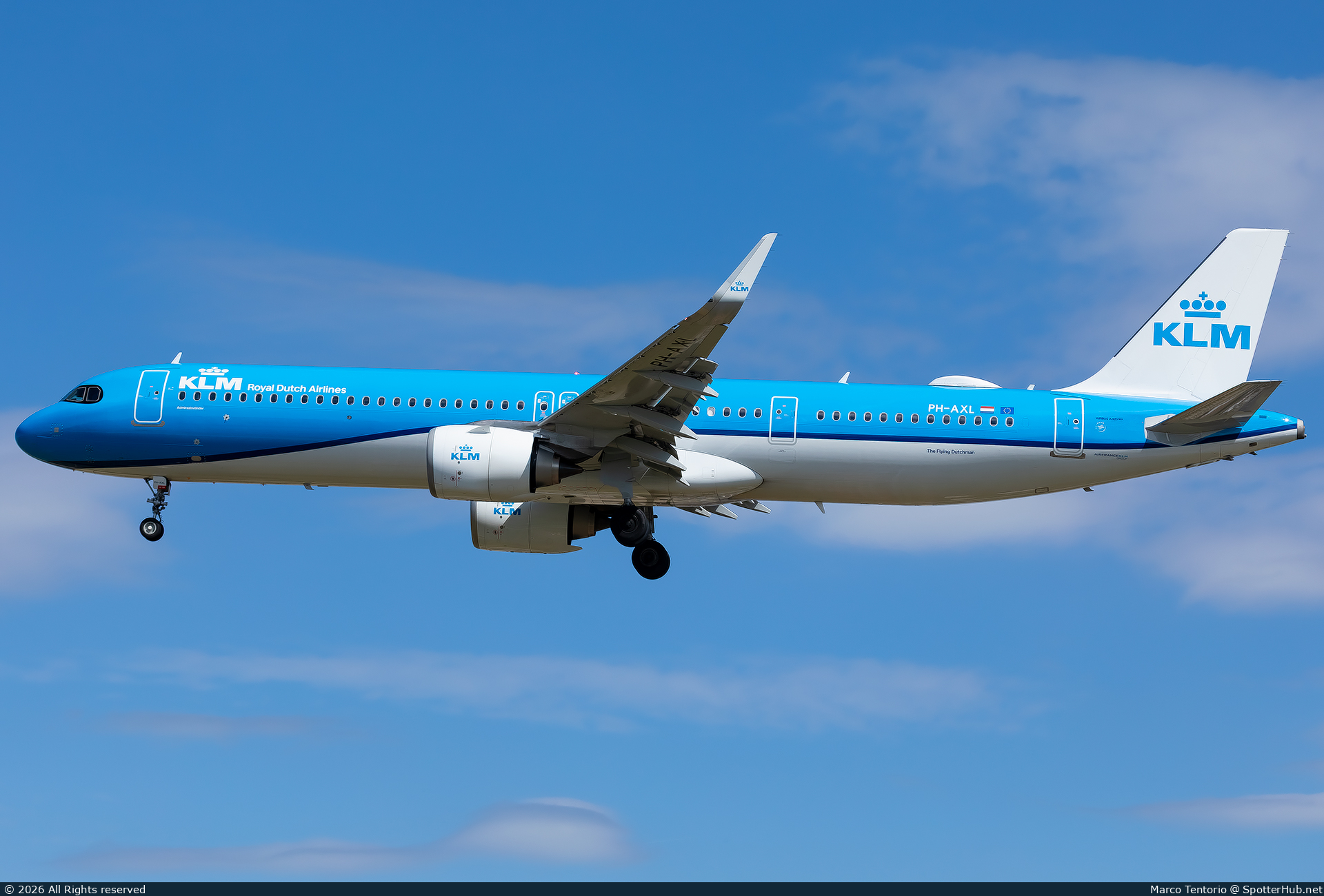 Photo of PH-AXL - Airbus A321-252NX operated by KLM Royal Dutch Airlines