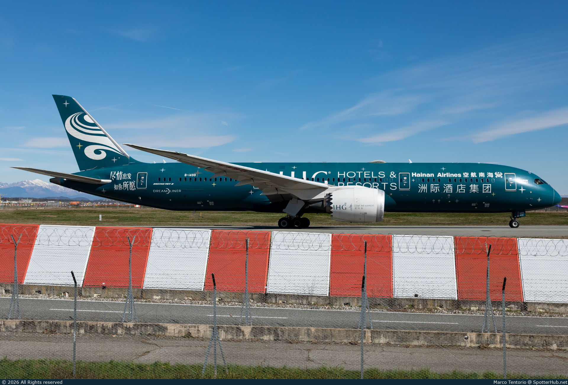 Photo of B-1499 - Boeing 787-9 Dreamliner operated by Hainan Airlines