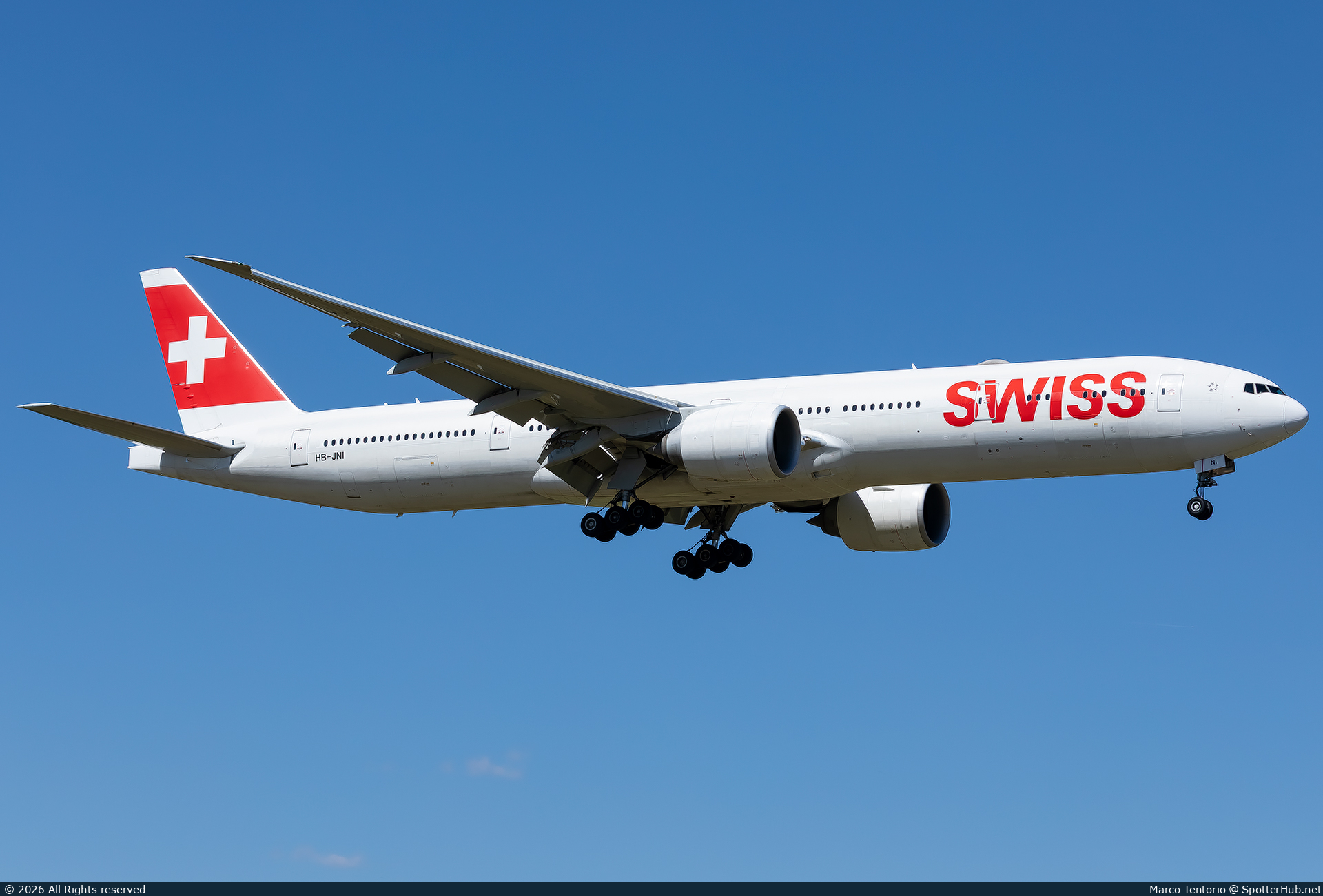 Photo of HB-JNI - Boeing 777-3DE(ER) operated by Swiss International Air Lines
