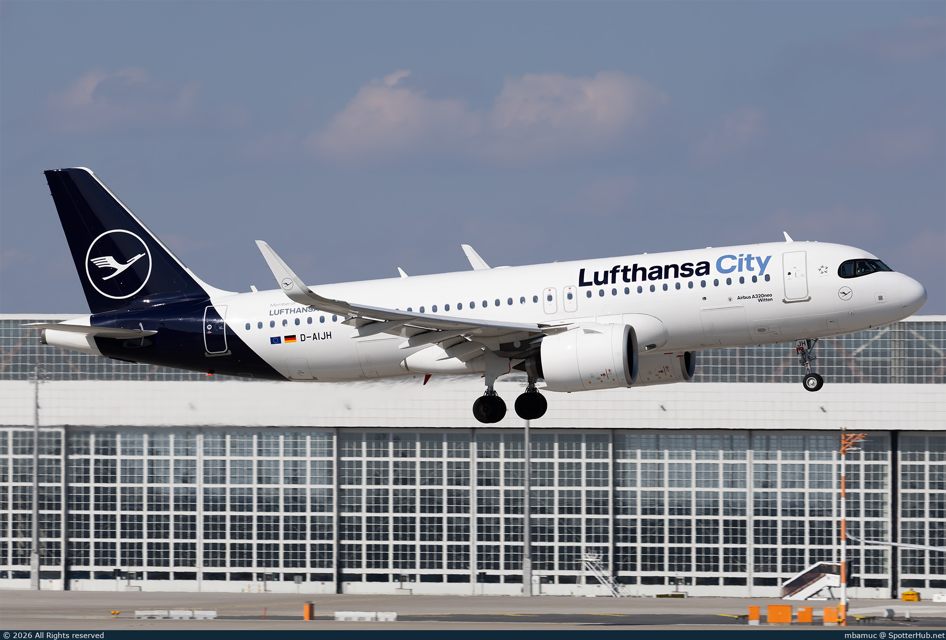 Photo of D-AIJH - Airbus A320-271N operated by Lufthansa City Airlines