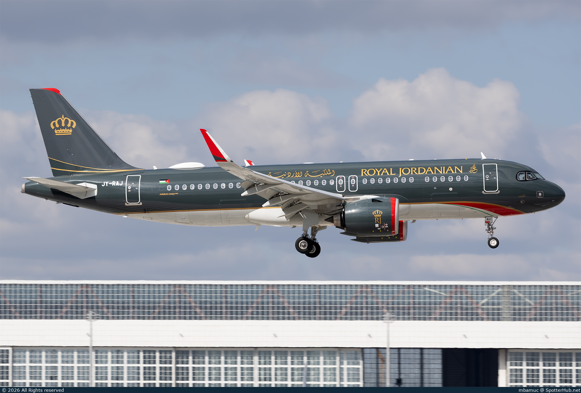 Photo of JY-RAJ - Airbus A320-271N operated by Royal Jordanian Airlines