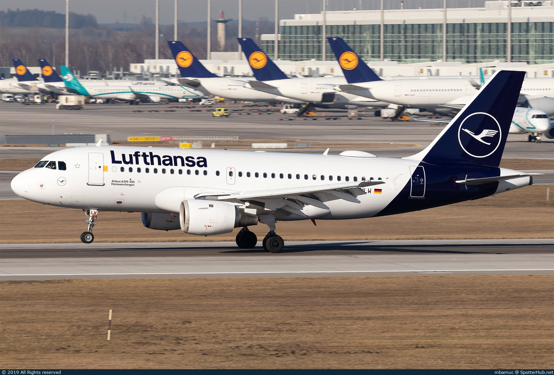 Photo of D-AILW - Airbus A319-114 operated by Lufthansa