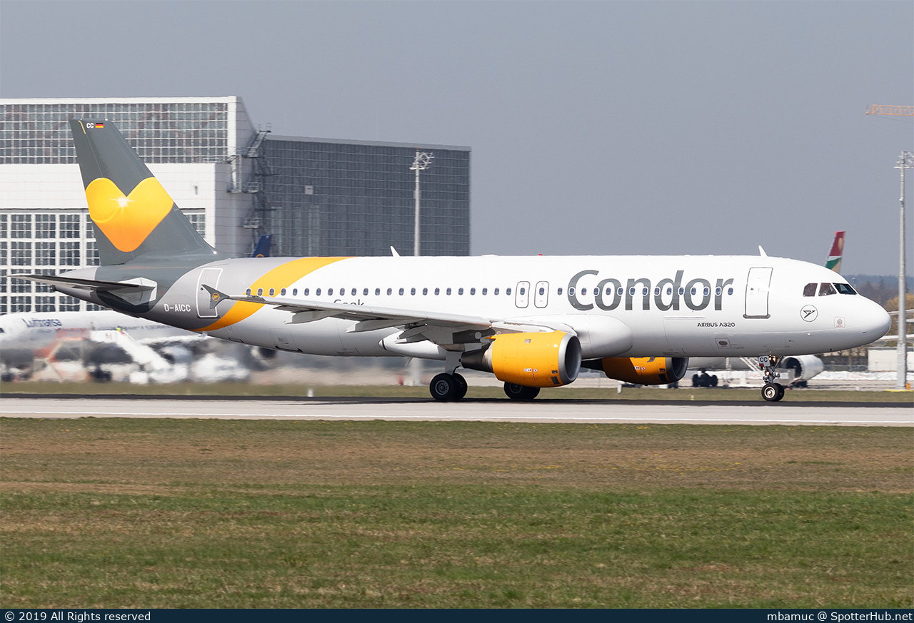 Photo of D-AICC - Airbus A320-212 operated by Condor