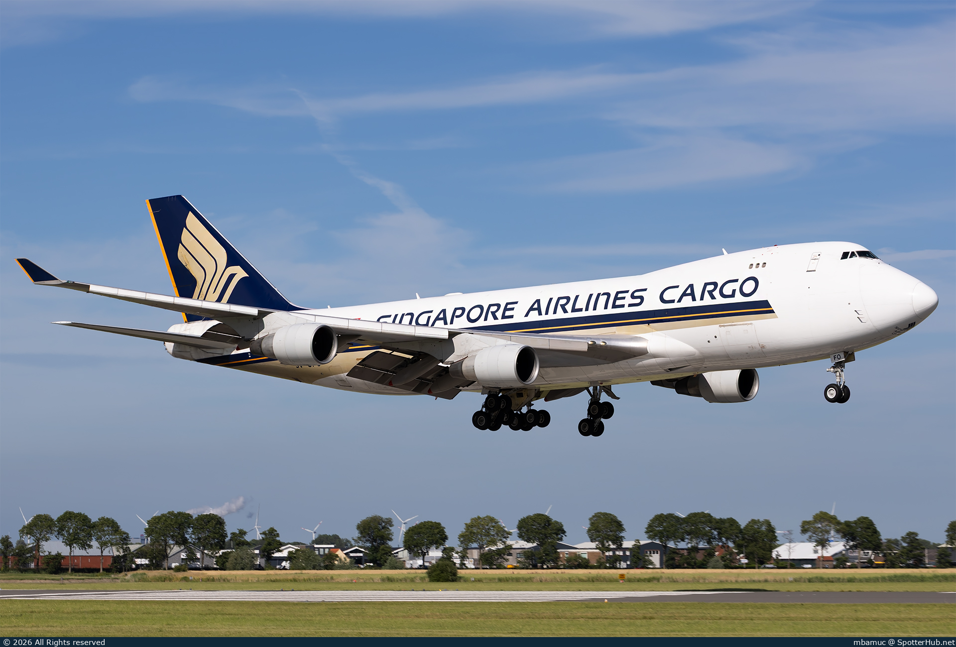 Photo of 9V-SFO - Boeing 747-412F operated by Singapore Airlines Cargo