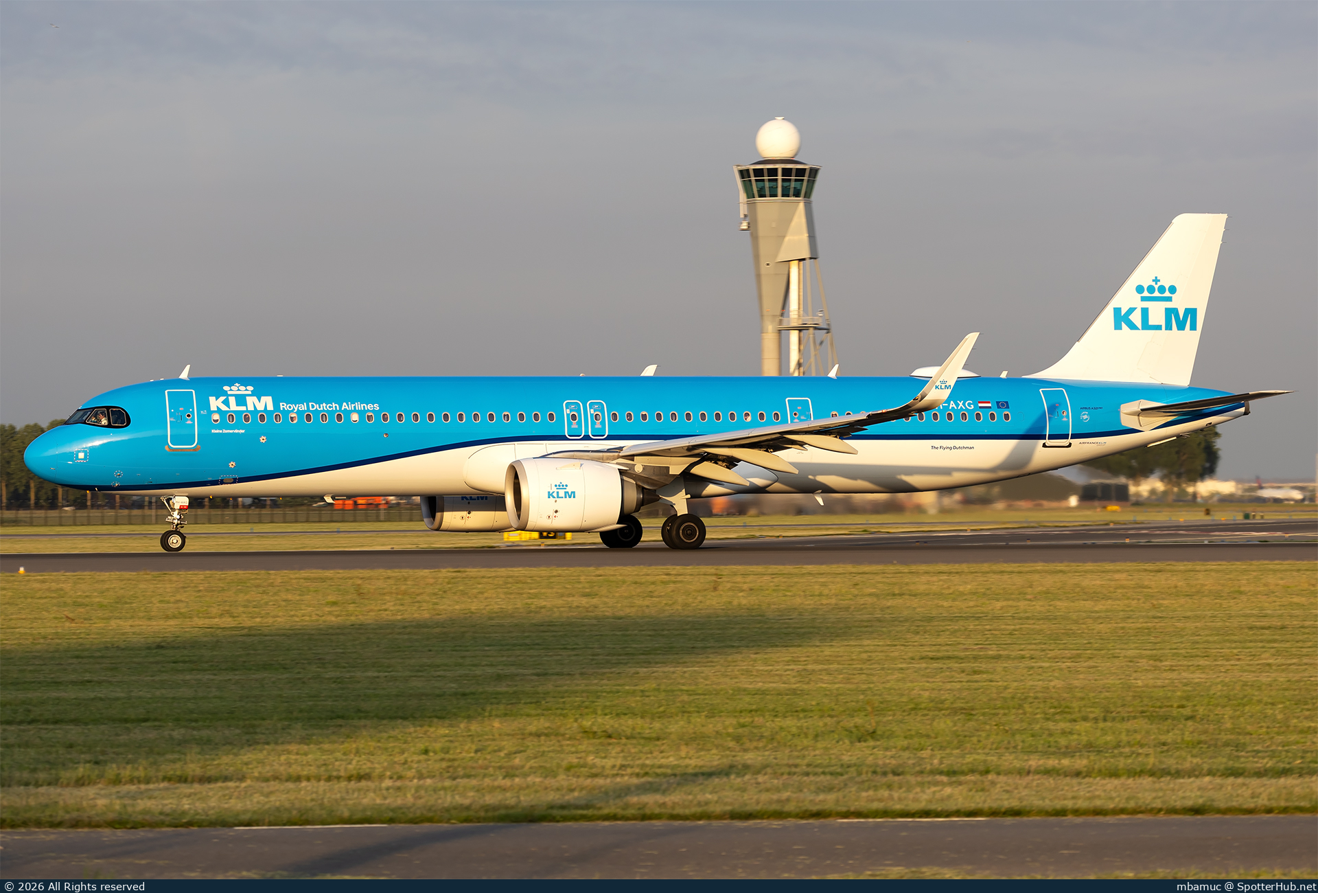 Photo of PH-AXG - Airbus A321-252NX operated by KLM Royal Dutch Airlines