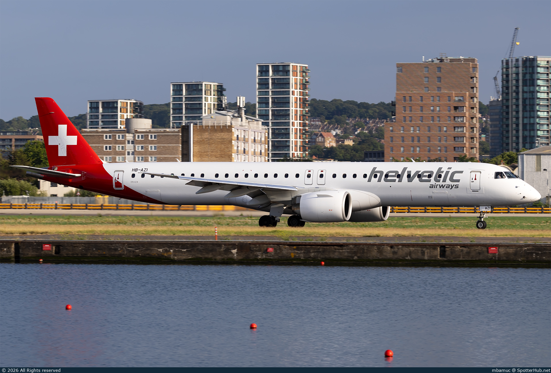 Photo of HB-AZI - Embraer ERJ-195-E2 operated by Helvetic Airways