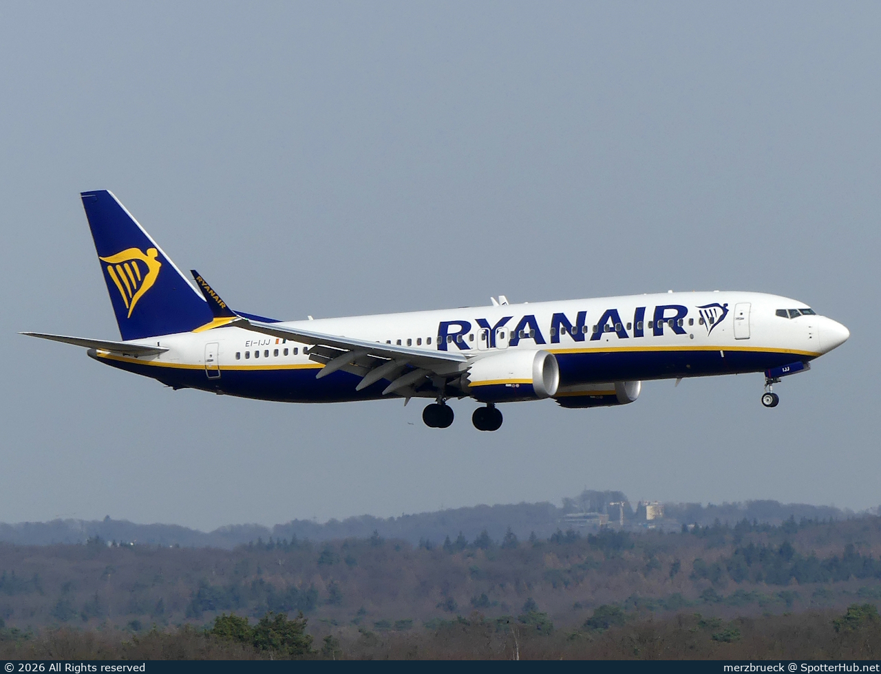 Photo of EI-IJJ - Boeing 737 MAX 8-200 operated by Ryanair