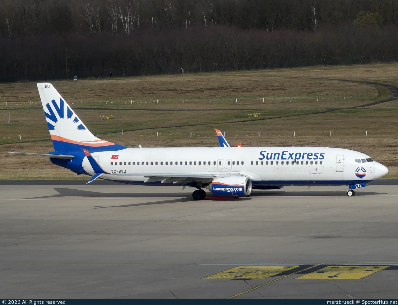 Photo of TC-SEU - Boeing 737-8HC operated by SunExpress