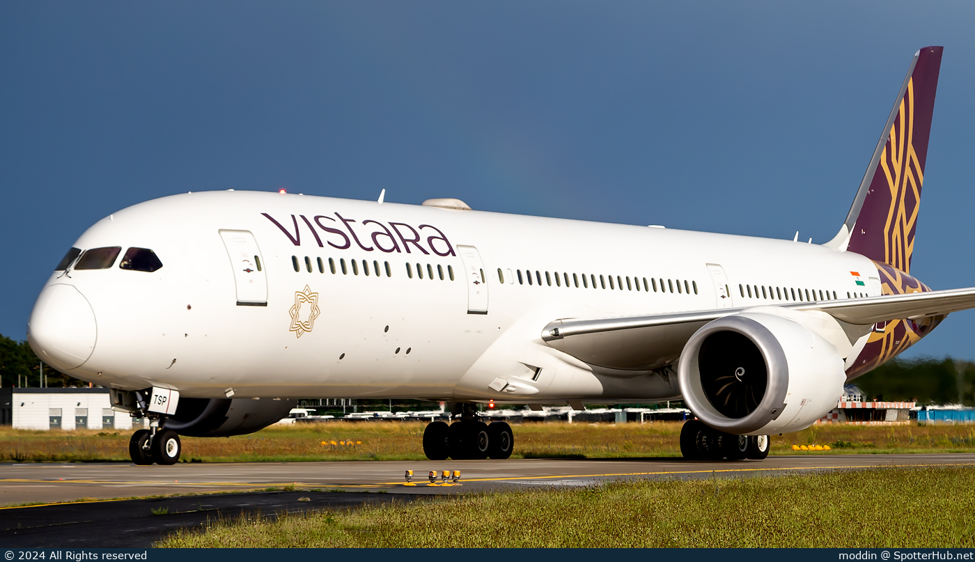 Photo of VT-TSP - Boeing 787-9 Dreamliner operated by Vistara