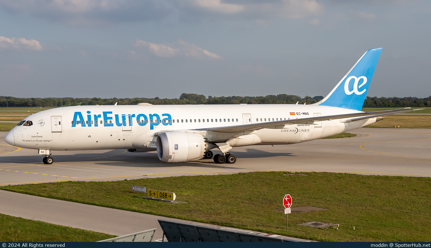 Photo of EC-MNS - Boeing 787-8 Dreamliner operated by Air Europa