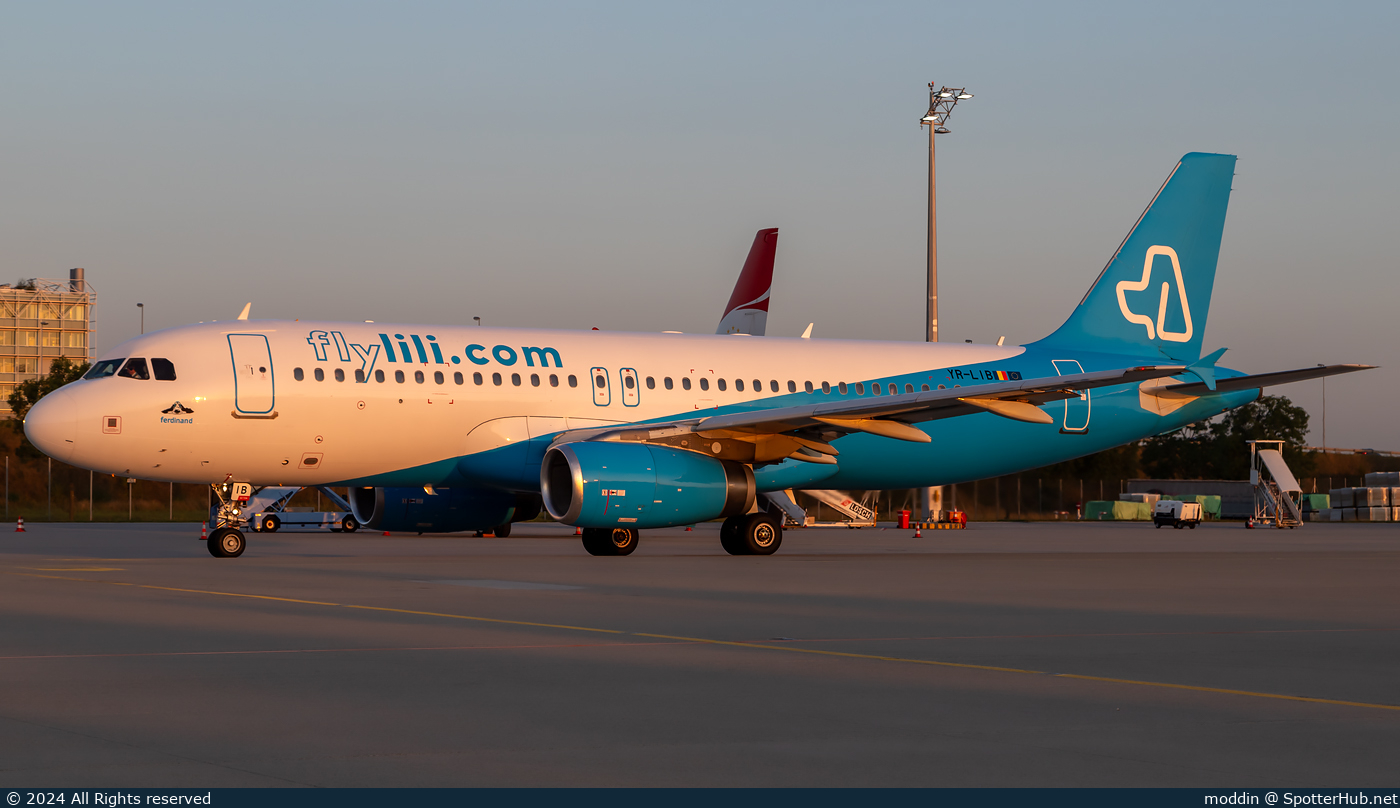 Photo of YR-LIB - Airbus A320-232 operated by Fly Lili