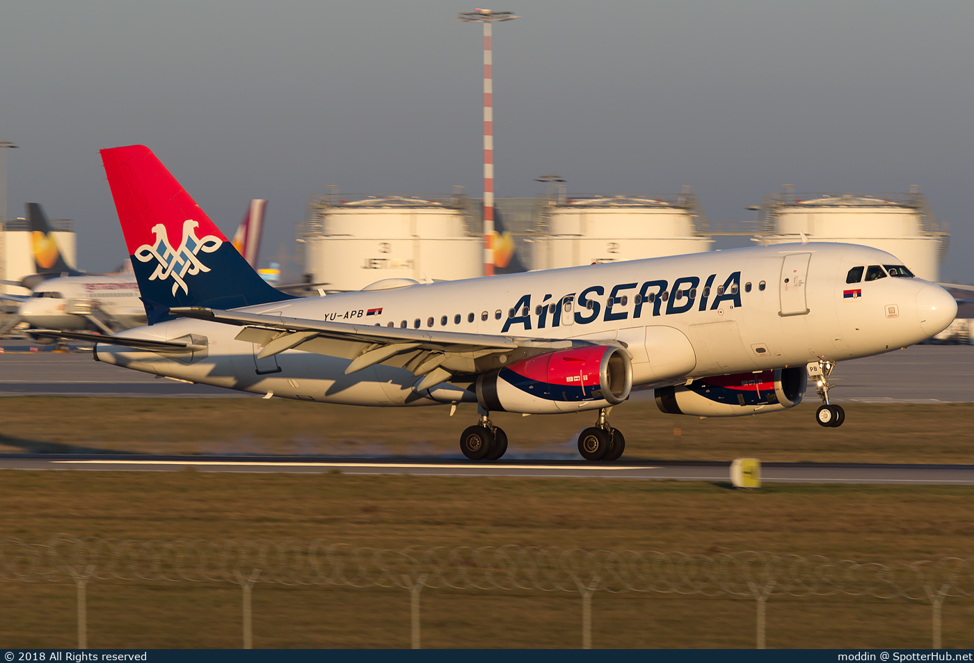 Photo of YU-APB - Airbus A319-132 operated by Air Serbia