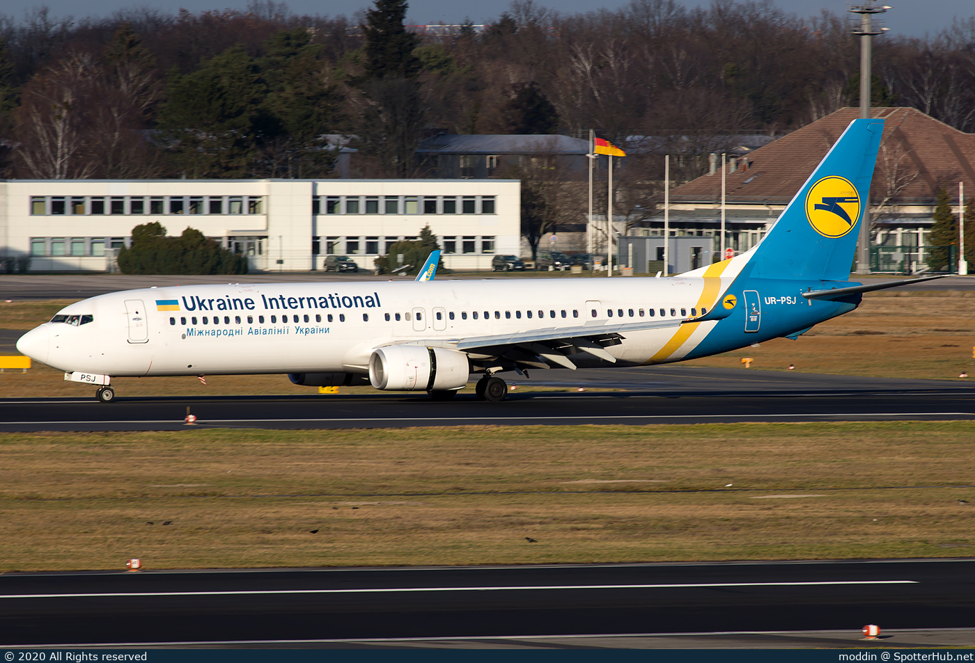 Photo of UR-PSJ - Boeing 737-9KV(ER) operated by Ukraine International Airlines