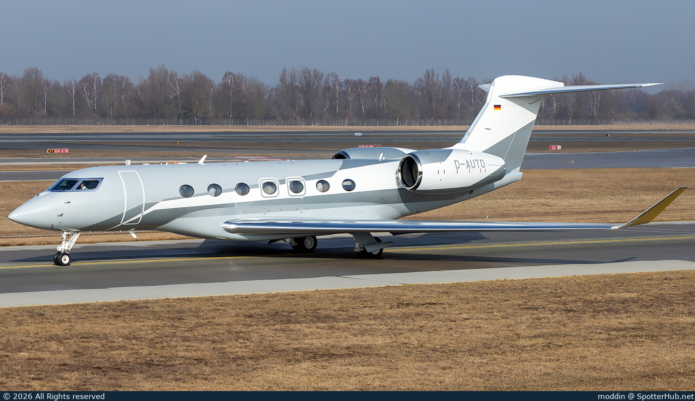 Photo of D-AUTO - Gulfstream G600 operated by BMW Flugdienst
