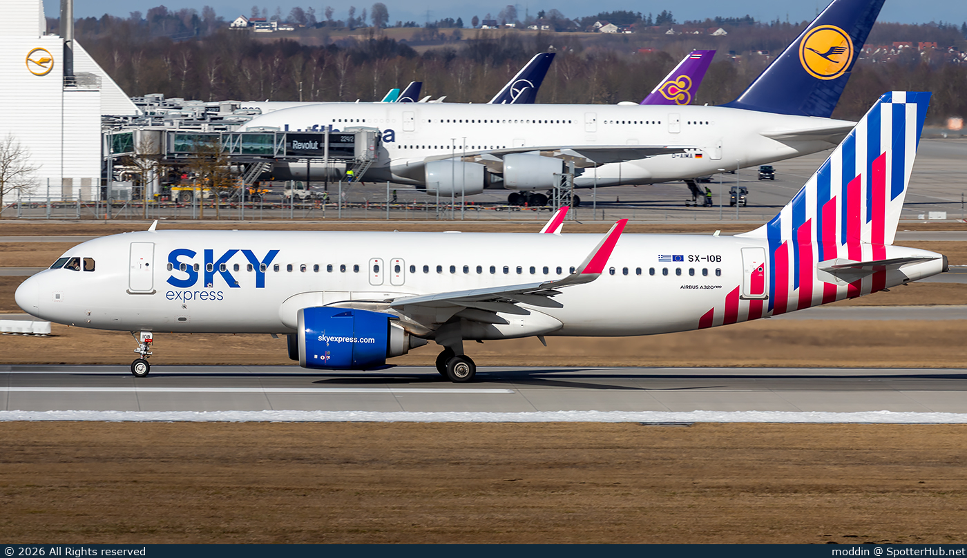 Photo of SX-IOB - Airbus A320-251N operated by Sky Express