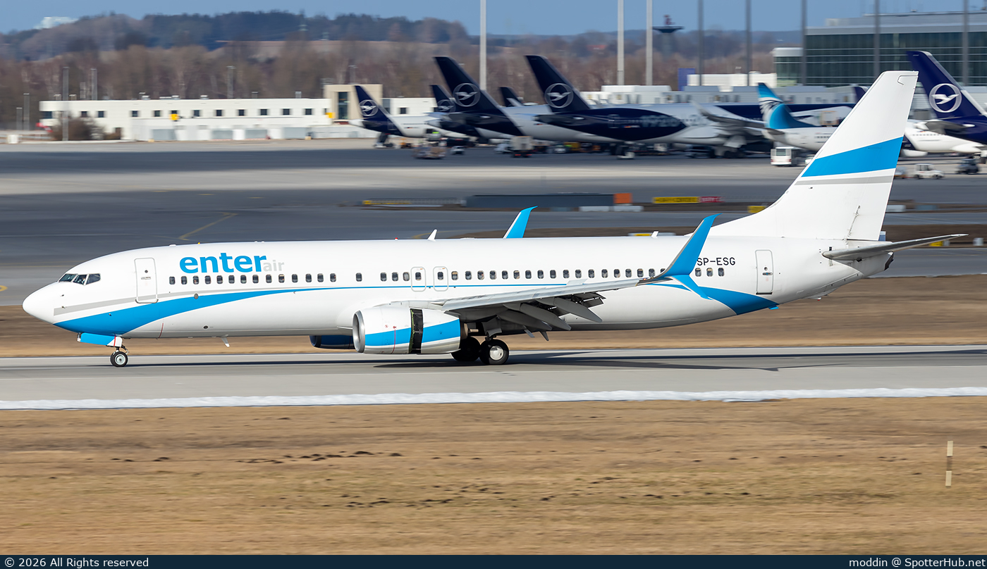 Photo of SP-ESG - Boeing 737-8Q8 operated by Enter Air