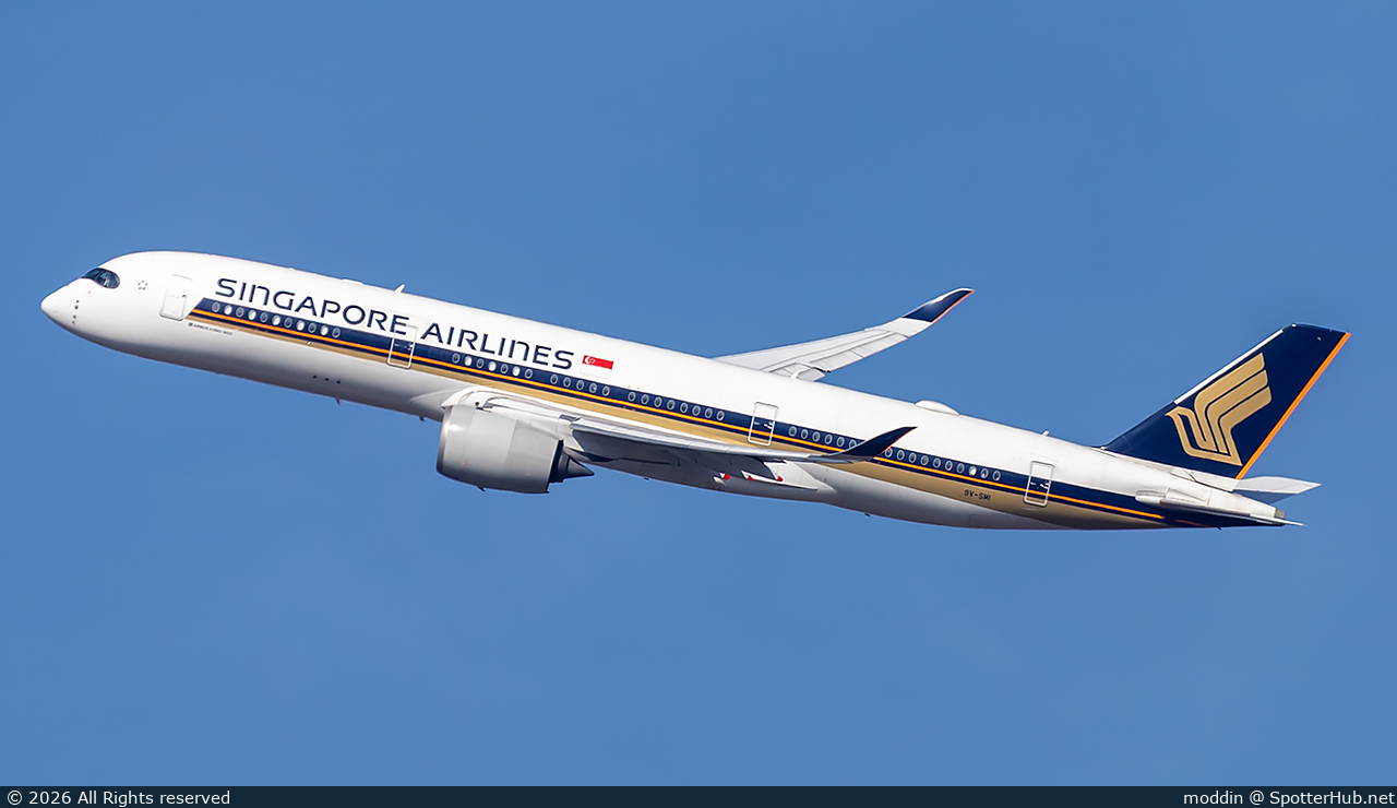 Photo of 9V-SMI - Airbus A350-941 operated by Singapore Airlines
