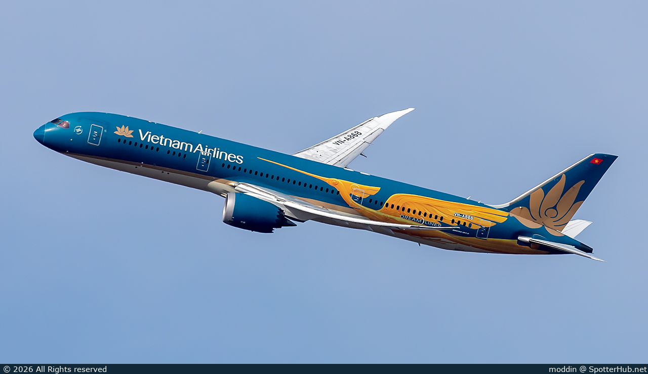 Photo of VN-A868 - Boeing 787-9 Dreamliner operated by Vietnam Airlines
