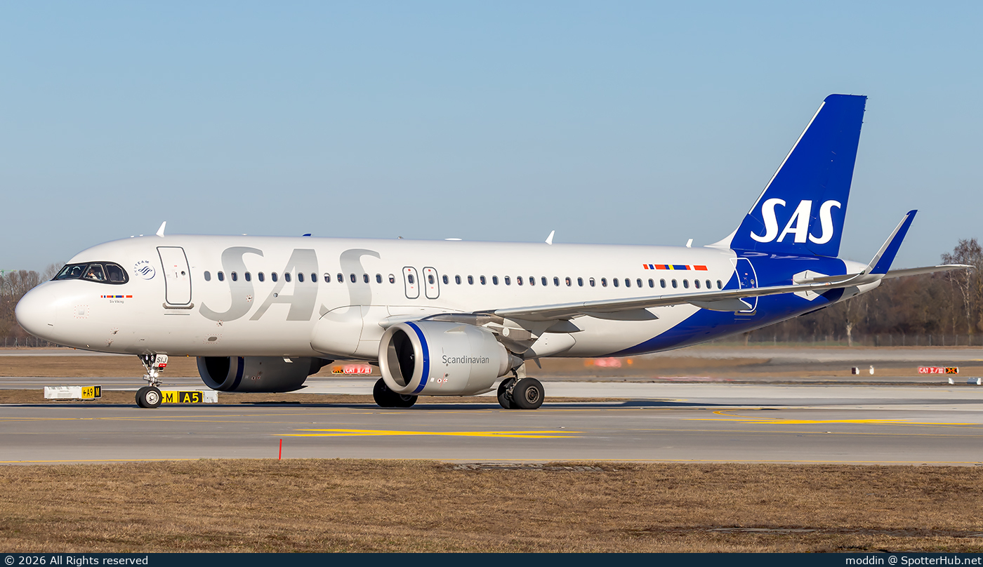 Photo of EI-SIJ - Airbus A320-251N operated by SAS Connect