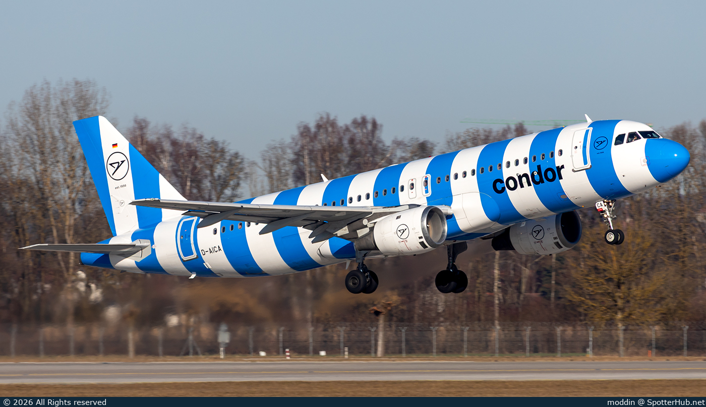 Photo of D-AICA - Airbus A320-212 operated by Condor