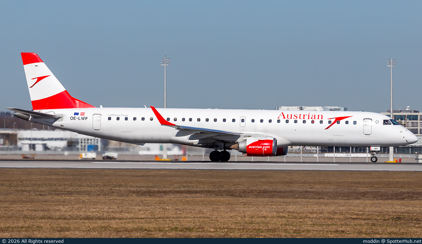 Photo of OE-LWF - Embraer ERJ-195LR operated by Austrian Airlines