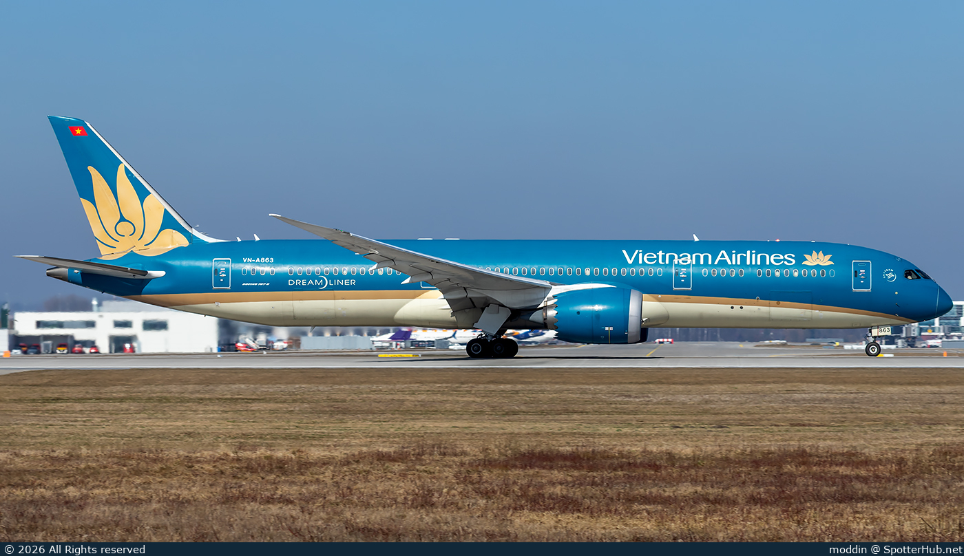Photo of VN-A863 - Boeing 787-9 Dreamliner operated by Vietnam Airlines