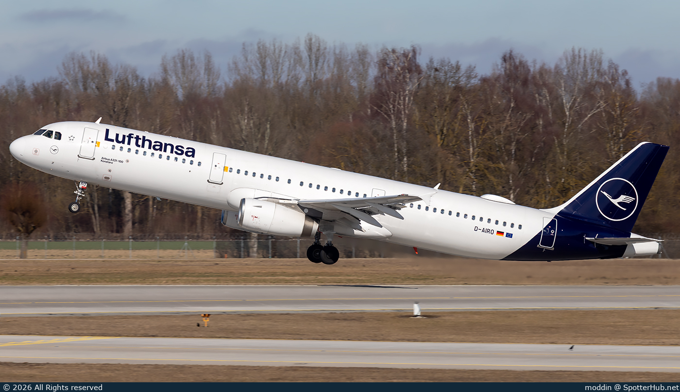 Photo of D-AIRO - Airbus A321-131 operated by Lufthansa