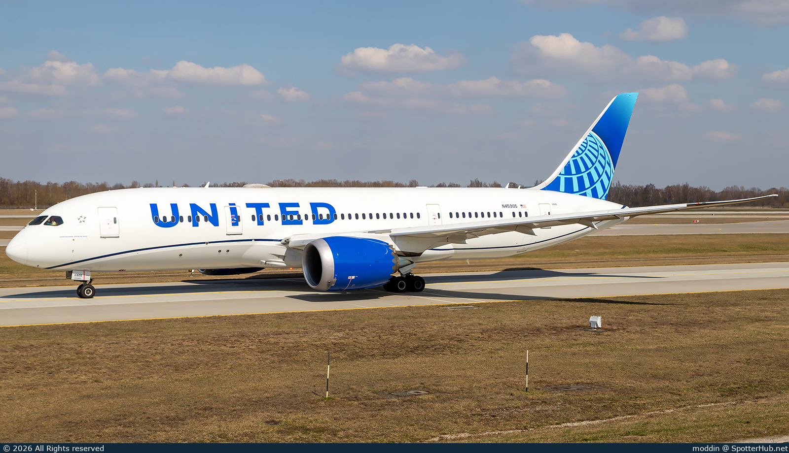 Photo of N45905 - Boeing 787-8 Dreamliner operated by United Airlines