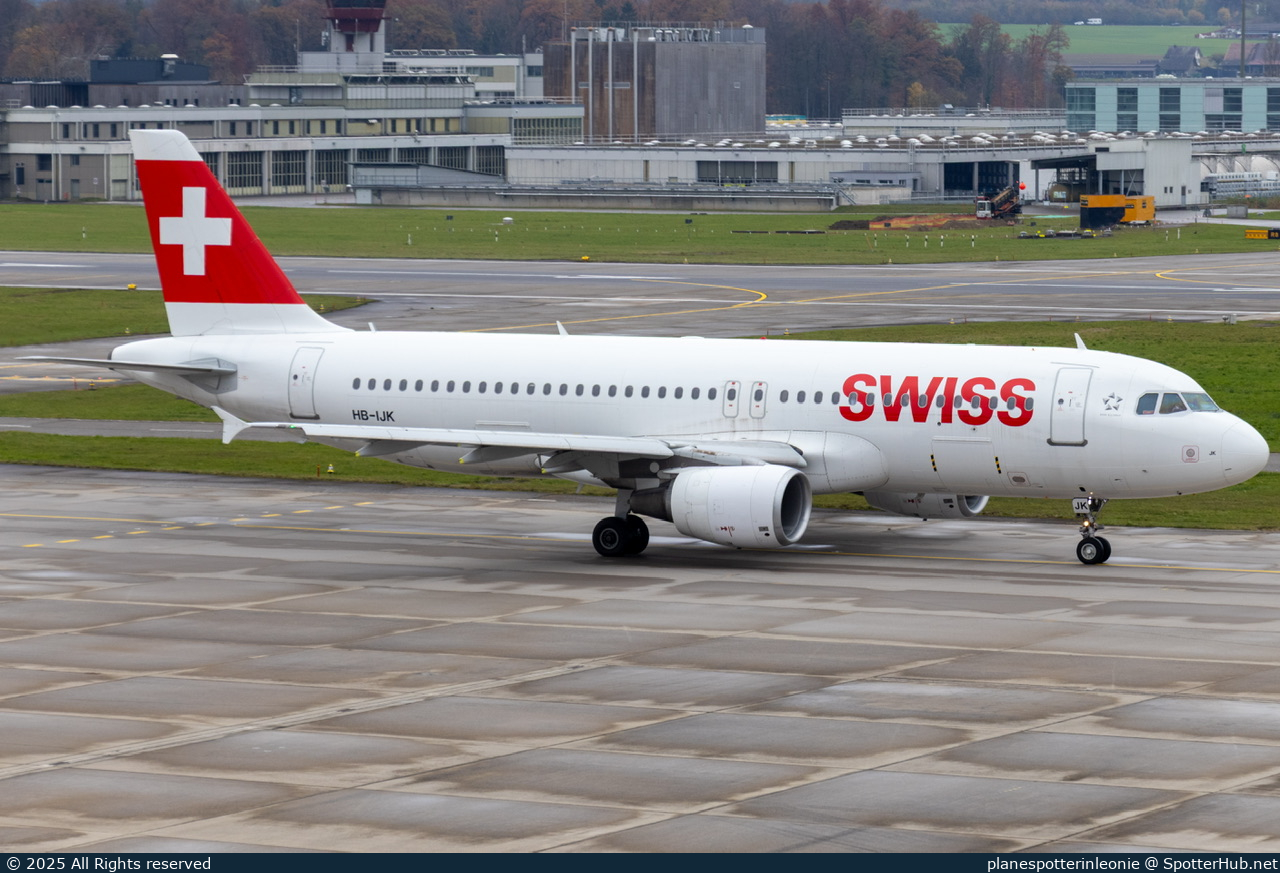 Photo of HB-IJK - Airbus A320-214 operated by Swiss International Air Lines