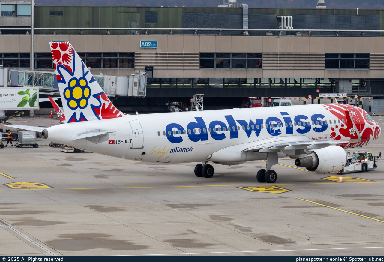 Photo of HB-JLT - Airbus A320-214 operated by Edelweiss Air