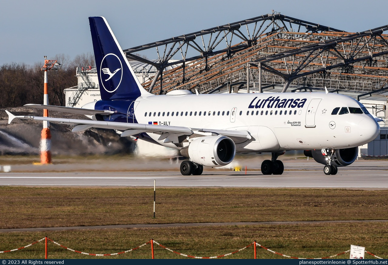 Photo of D-AILY - Airbus A319-114 operated by Lufthansa