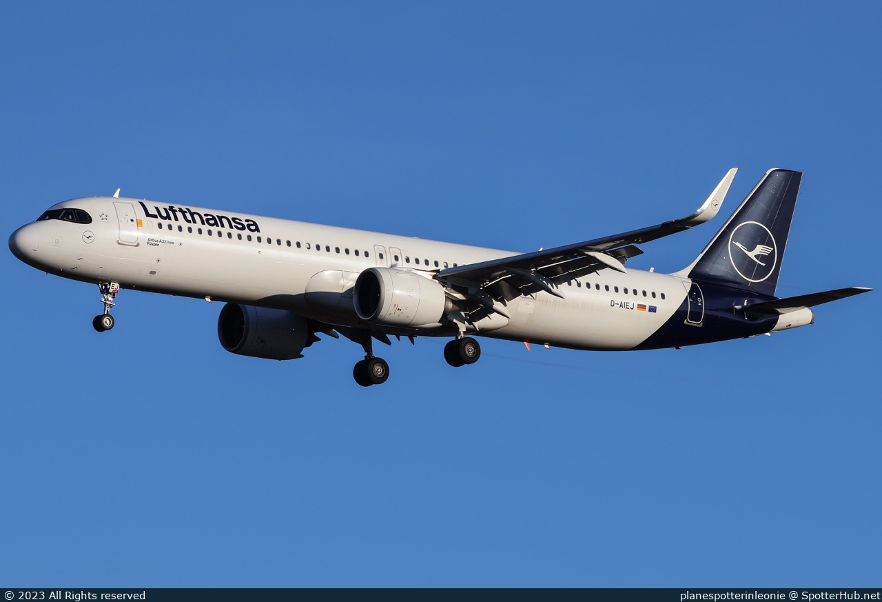 Photo of D-AIEJ - Airbus A321-271NX operated by Lufthansa
