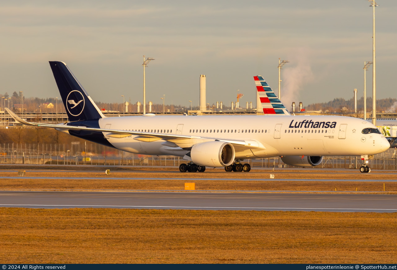 Photo of D-AIVC - Airbus A350-941 operated by Lufthansa