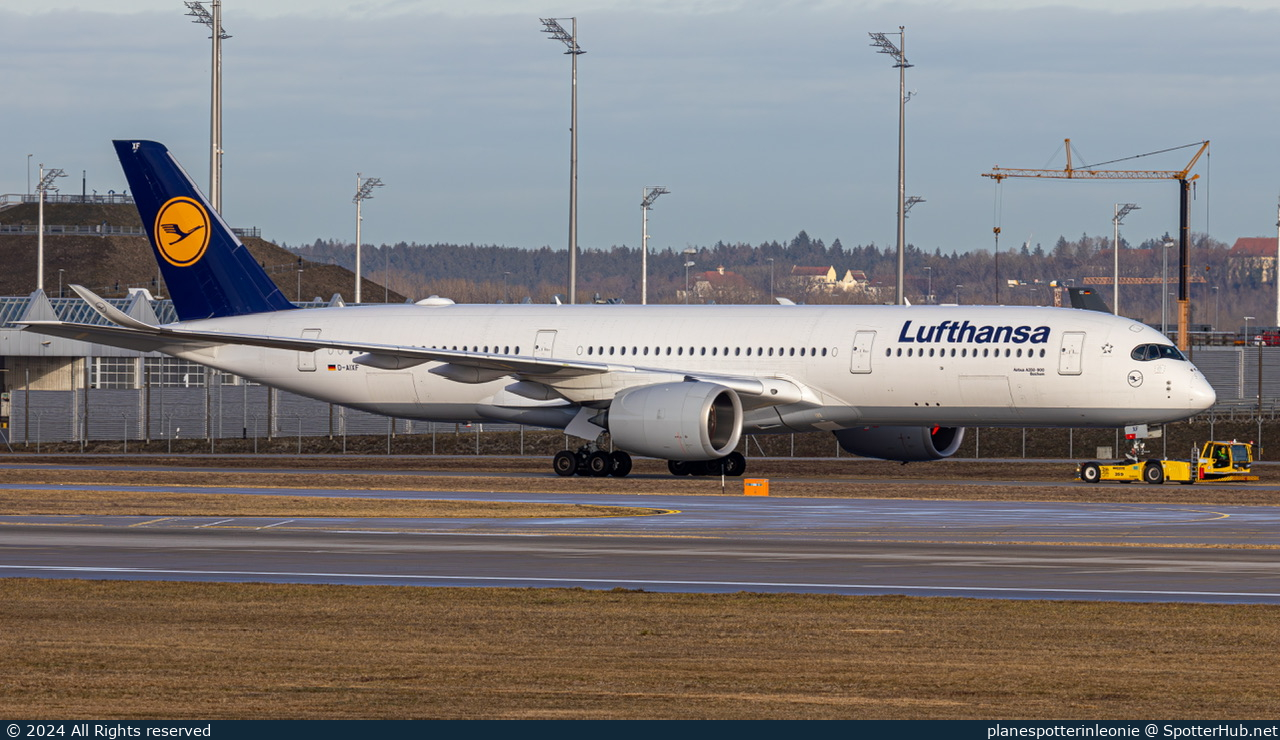 Photo of D-AIXF - Airbus A350-941 operated by Lufthansa