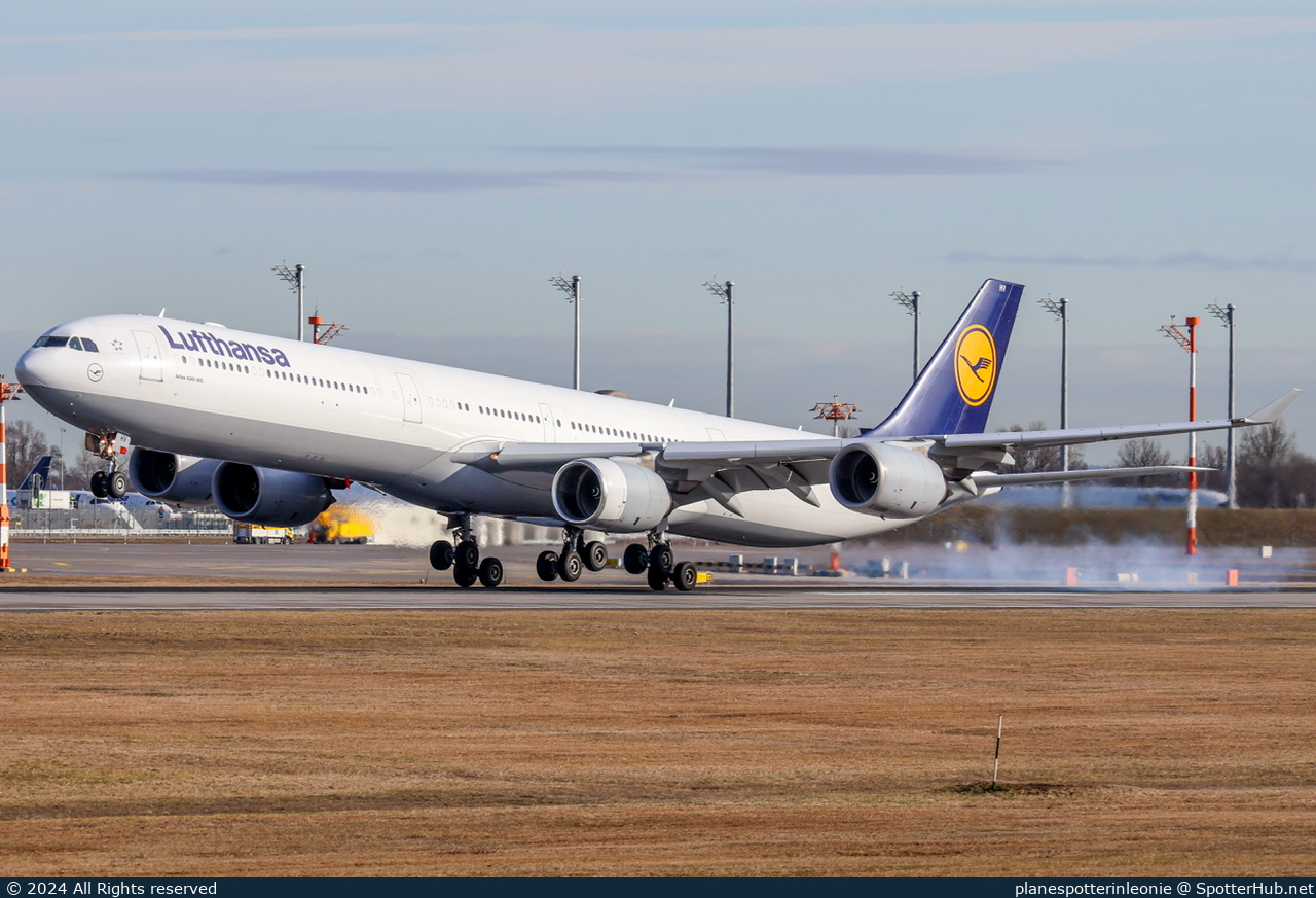 Photo of D-AIHV - Airbus A340-642 operated by Lufthansa