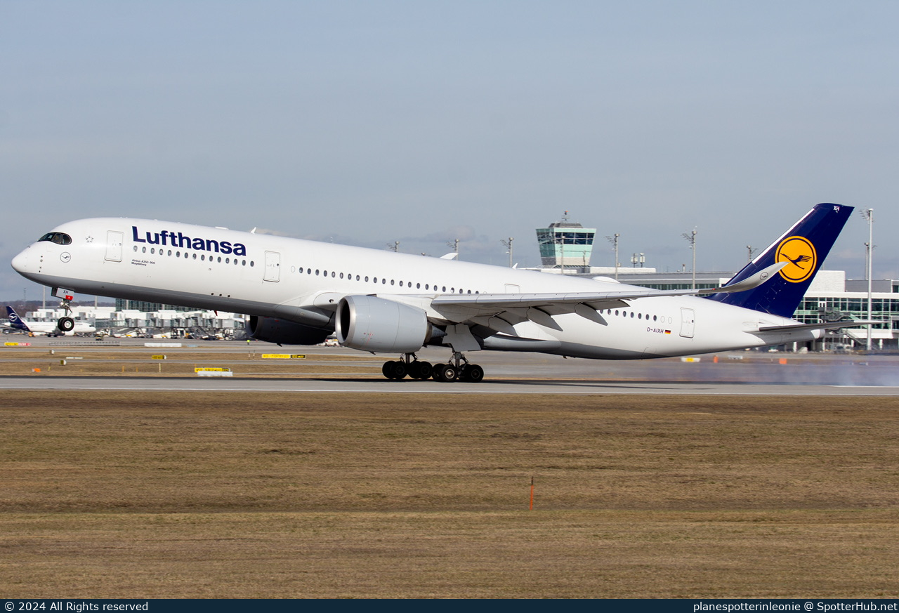 Photo of D-AIXH - Airbus A350-941 operated by Lufthansa