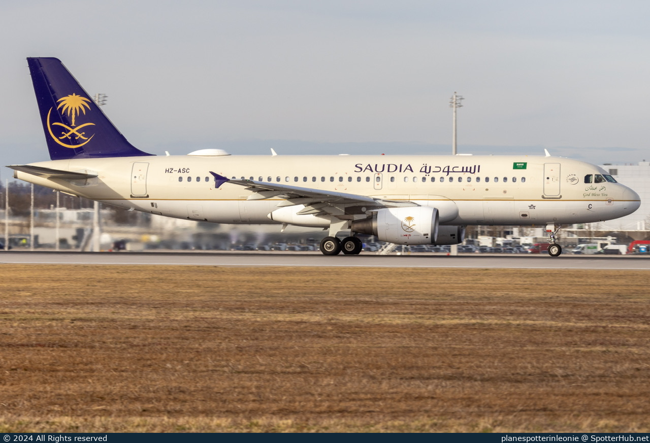 Photo of HZ-ASC - Airbus A320-214 operated by Saudia