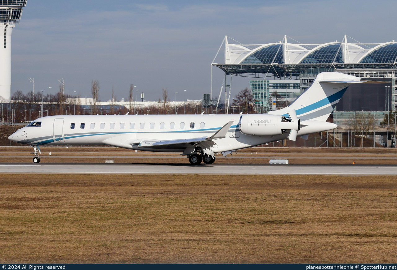 Photo of N898MJ - Bombardier Global 7500 operated by Executive Jet Management