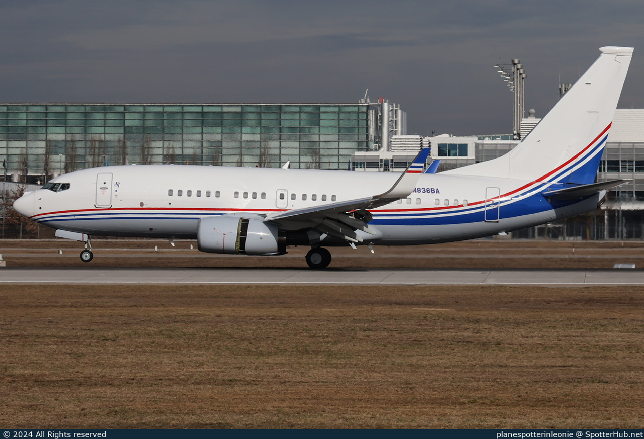 Photo of N836BA - Boeing 737-7BC(BBJ) operated by Boeing Executive Flight Operations