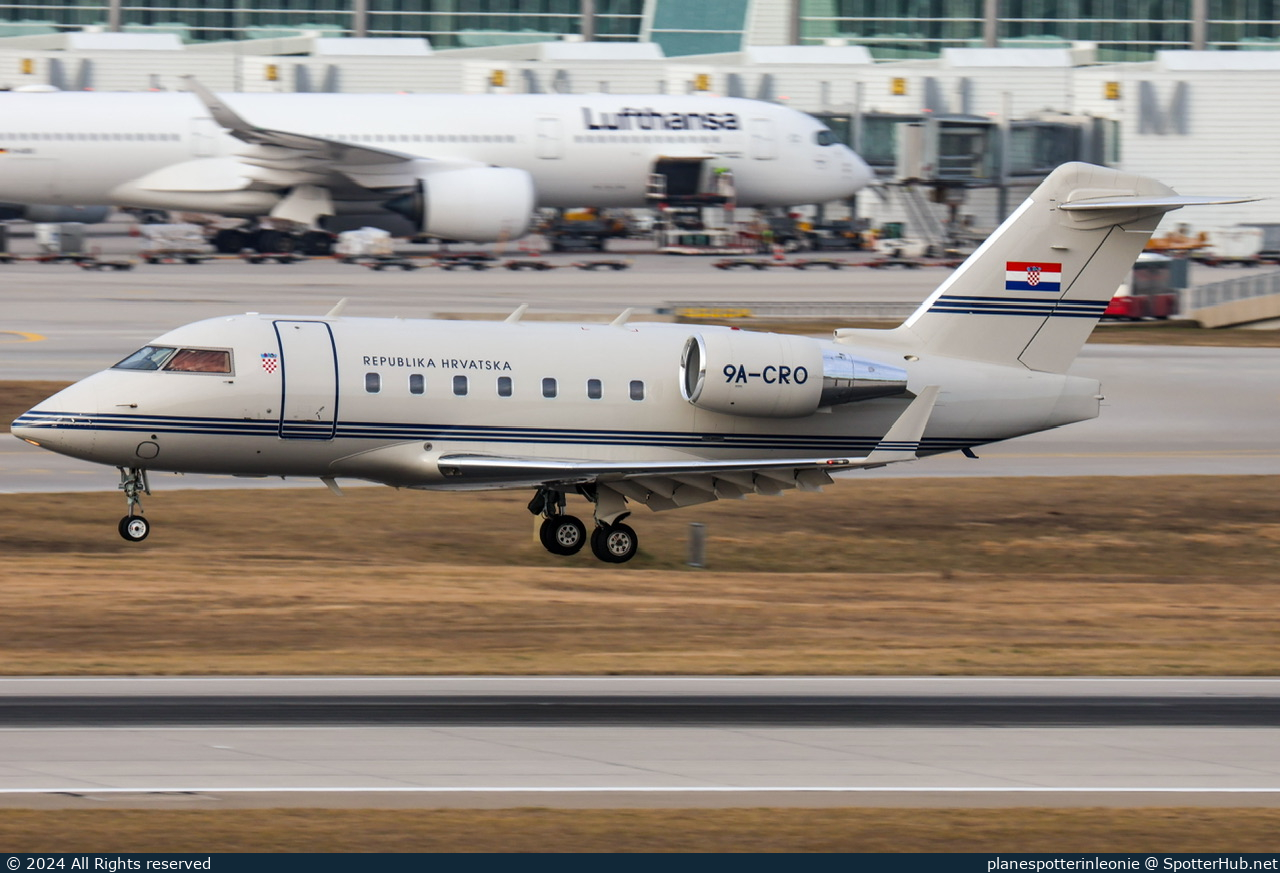 Photo of 9A-CRO - Bombardier Challenger 604 operated by Government of Croatia
