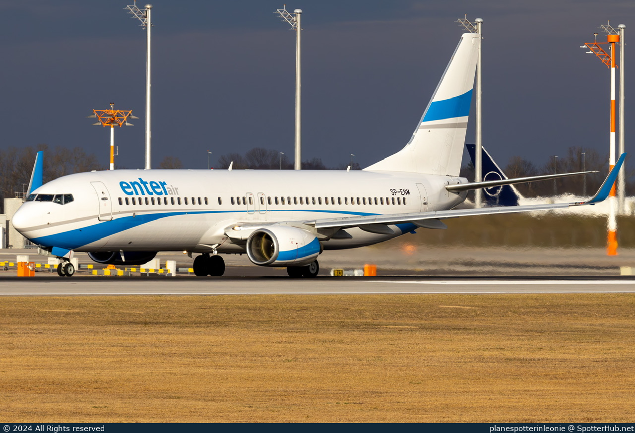 Photo of SP-ENM - Boeing 737-8CX operated by Enter Air