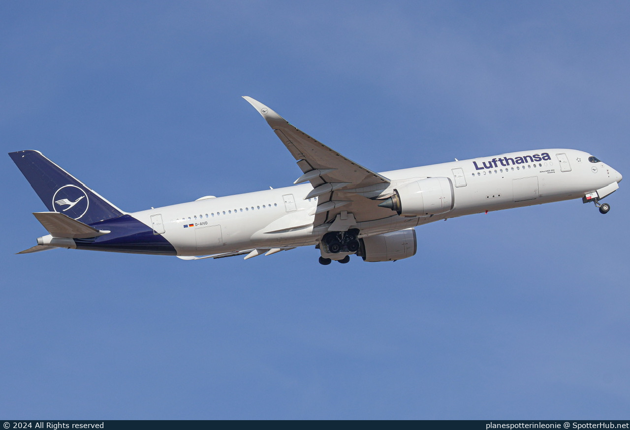 Photo of D-AIVD - Airbus A350-941 operated by Lufthansa