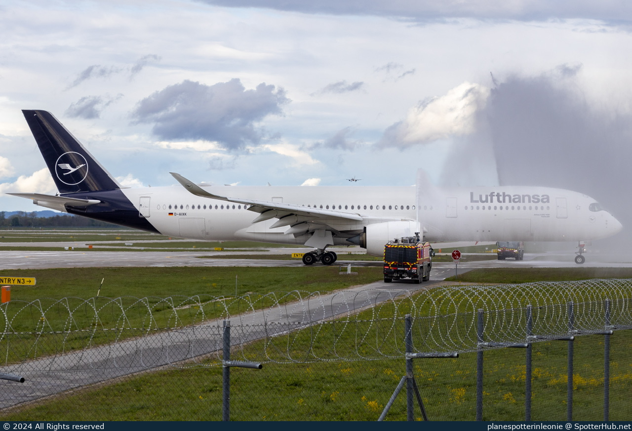 Photo of D-AIXK - Airbus A350-941 operated by Lufthansa