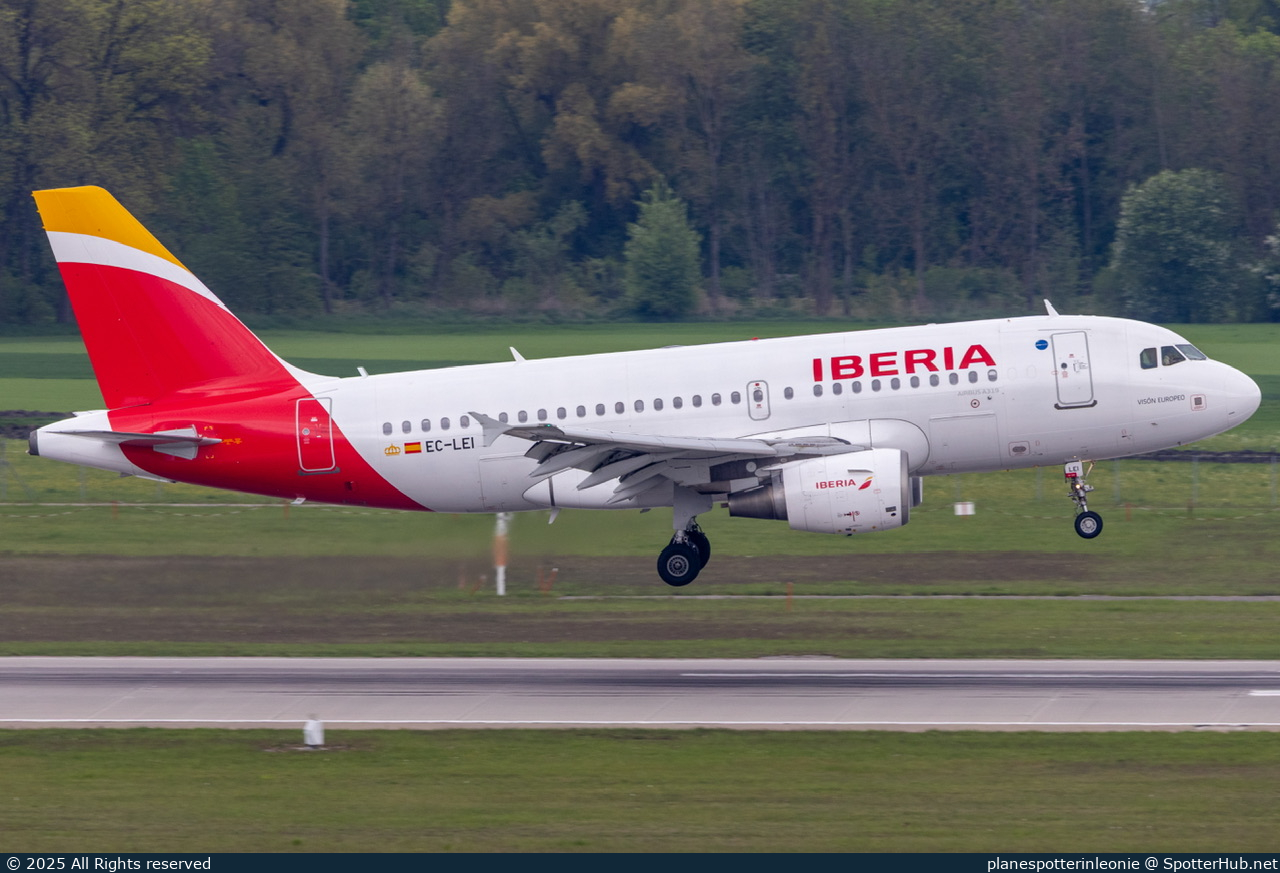 Photo of EC-LEI - Airbus A319-111 operated by Iberia